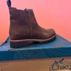 They are Chaco brown and orange boots with great traction.